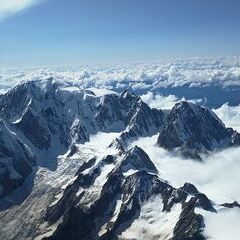 Flugwegposition um 14:31:33: Aufgenommen in der Nähe von 11013 Courmayeur, Aostatal, Italien in 5084 Meter